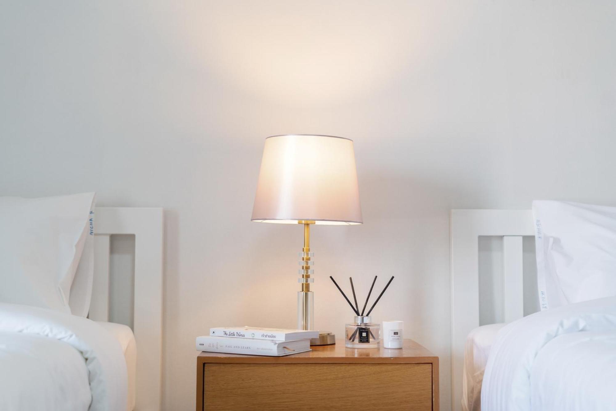 Nicha Residence Hotel Бангкок Екстер'єр фото